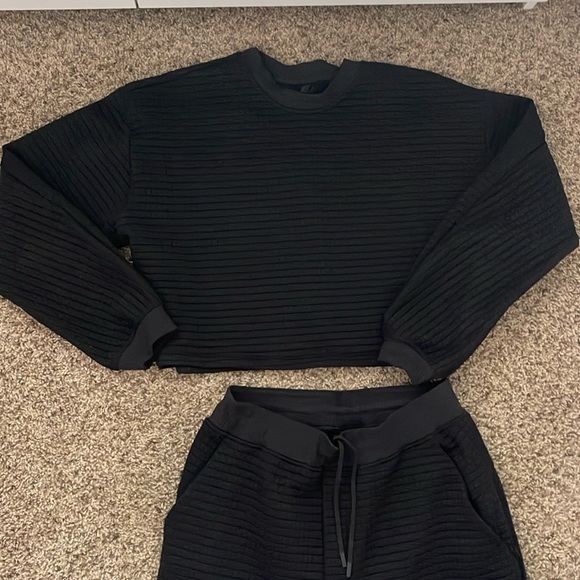 Lululemon lab black textured matching set - Picture 4 of 6